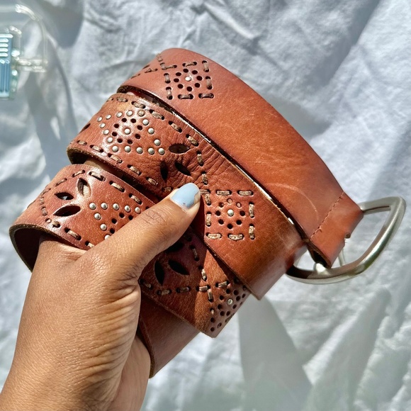 Vintage 100% Leather and Metal Belt with Perforated and Woven Western Design - Picture 1 of 4